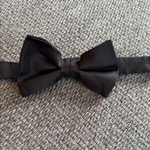 Theory Black Silk Bow Tie